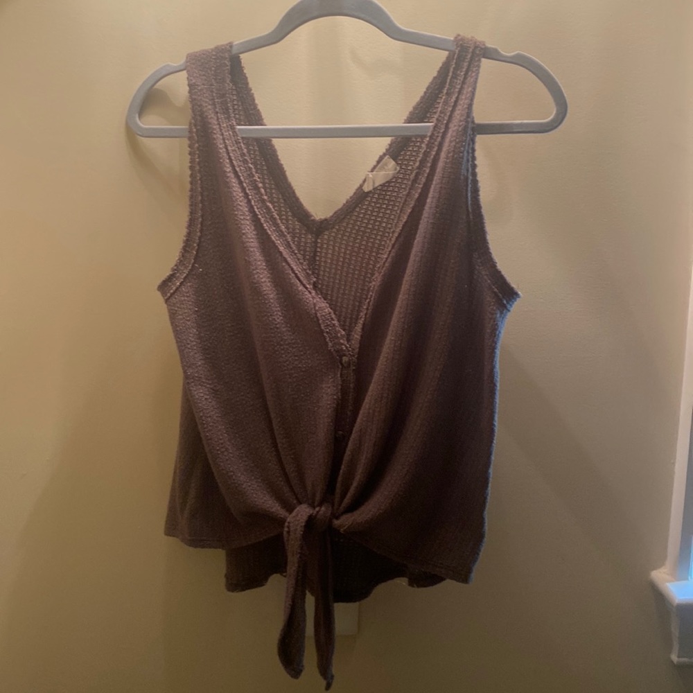 Olive green tie from tank
